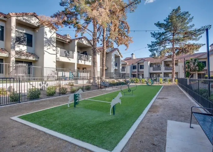 Modern2br Pickle&basketball Ct,pool,bbq&pet Frndly *
