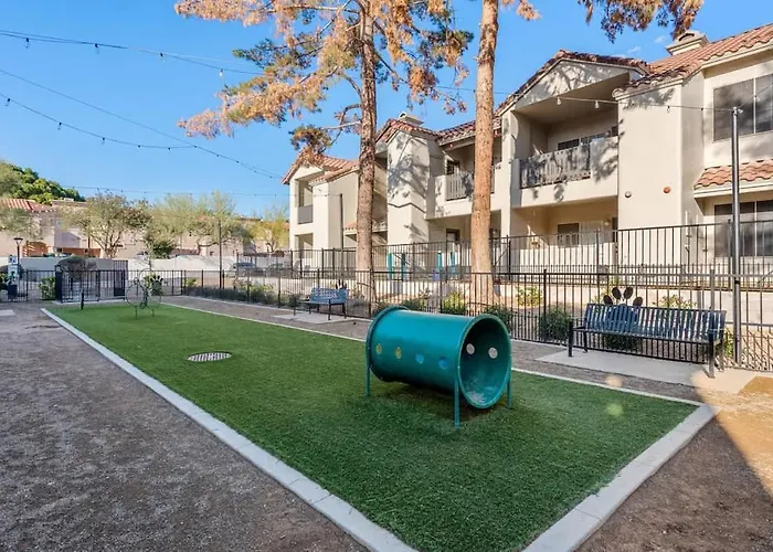 Modern2br Pickle&basketball Ct,pool,bbq&pet Frndly